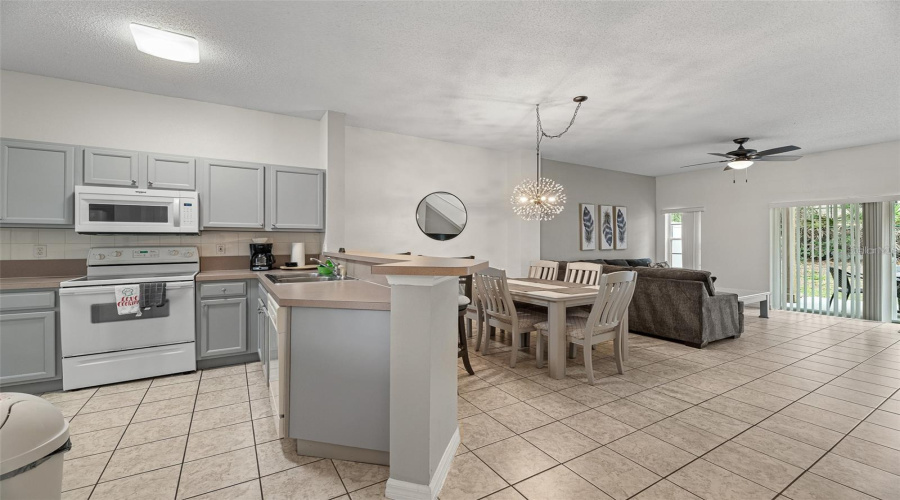 KISSIMMEE, Florida 34746, 3 Bedrooms Bedrooms, ,2 BathroomsBathrooms,Residential,For Sale,PARK RIDGE,0,MFRO6251699