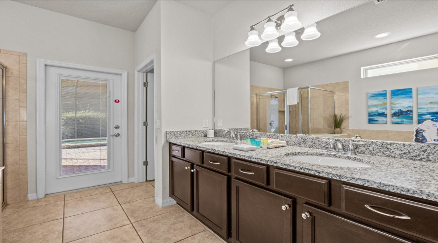 KISSIMMEE, Florida 34747, 8 Bedrooms Bedrooms, ,6 BathroomsBathrooms,Residential,For Sale,MACAPA,0,MFRO6252445