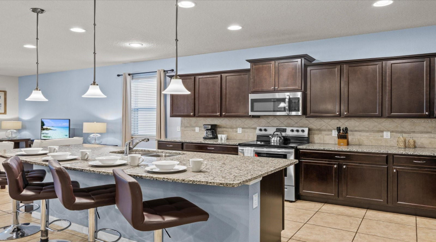 KISSIMMEE, Florida 34747, 8 Bedrooms Bedrooms, ,6 BathroomsBathrooms,Residential,For Sale,MACAPA,0,MFRO6252445