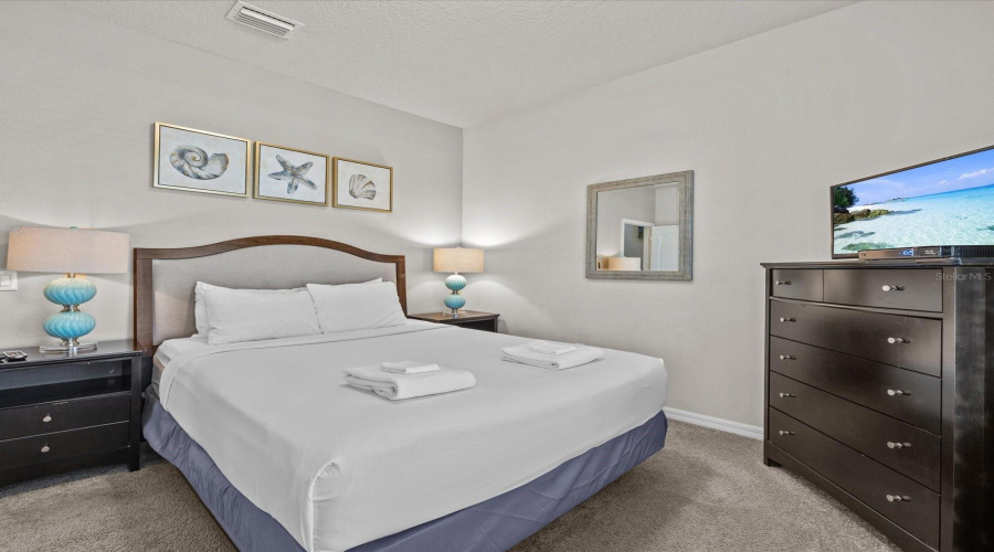 KISSIMMEE, Florida 34747, 8 Bedrooms Bedrooms, ,6 BathroomsBathrooms,Residential,For Sale,MACAPA,0,MFRO6252445