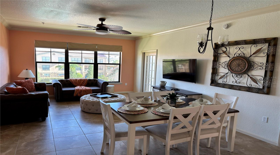 Living/Dining Room