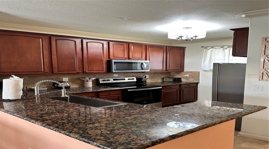DAVENPORT, Florida 33897, 3 Bedrooms Bedrooms, ,3 BathroomsBathrooms,Residential,For Sale,CHARO,MFRO6252578