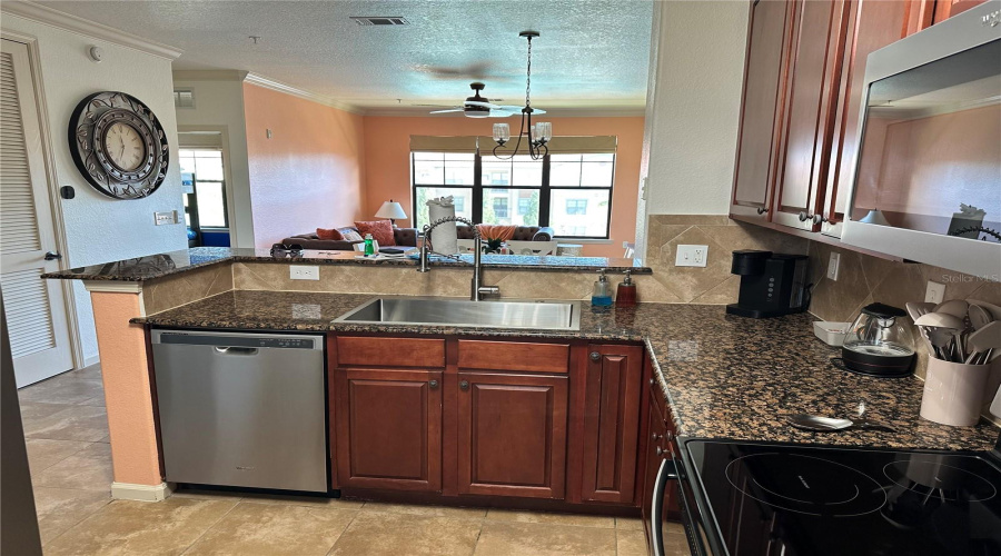 DAVENPORT, Florida 33897, 3 Bedrooms Bedrooms, ,3 BathroomsBathrooms,Residential,For Sale,CHARO,MFRO6252578