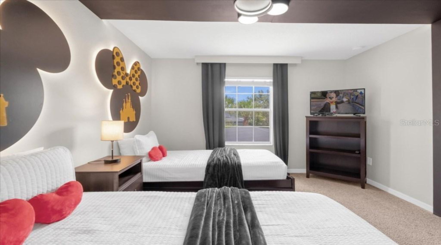 KISSIMMEE, Florida 34747, 4 Bedrooms Bedrooms, ,3 BathroomsBathrooms,Residential,For Sale,BANANA PALM,0,MFRO6253485