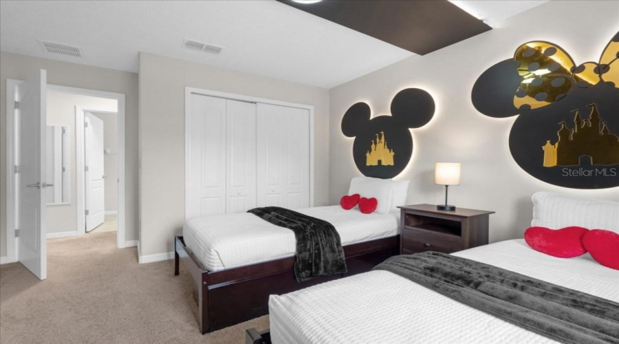 KISSIMMEE, Florida 34747, 4 Bedrooms Bedrooms, ,3 BathroomsBathrooms,Residential,For Sale,BANANA PALM,0,MFRO6253485