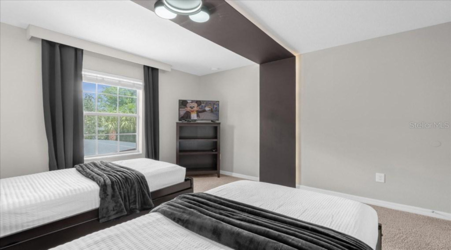 KISSIMMEE, Florida 34747, 4 Bedrooms Bedrooms, ,3 BathroomsBathrooms,Residential,For Sale,BANANA PALM,0,MFRO6253485