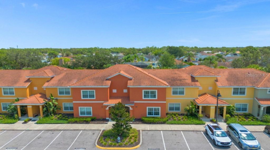 KISSIMMEE, Florida 34747, 4 Bedrooms Bedrooms, ,3 BathroomsBathrooms,Residential,For Sale,BANANA PALM,0,MFRO6253485