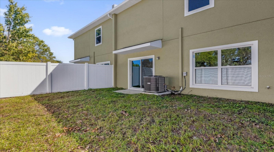 DAVENPORT, Florida 33896, 4 Bedrooms Bedrooms, ,4 BathroomsBathrooms,Residential,For Sale,LAKE SHORE,0,MFRO6252188