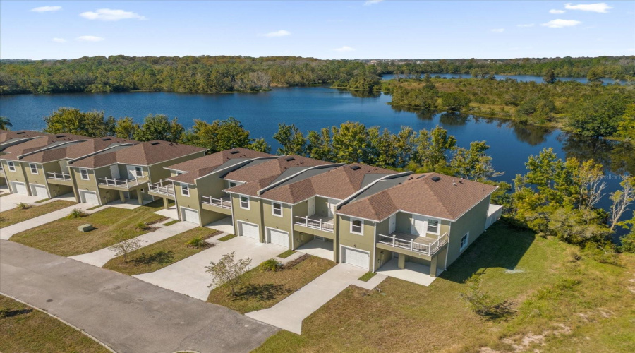 DAVENPORT, Florida 33896, 4 Bedrooms Bedrooms, ,4 BathroomsBathrooms,Residential,For Sale,LAKE SHORE,0,MFRO6252188