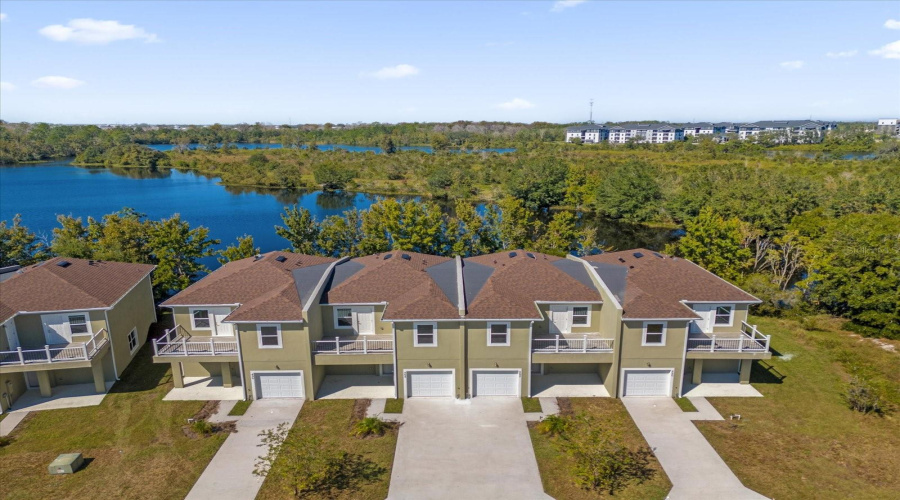 DAVENPORT, Florida 33896, 4 Bedrooms Bedrooms, ,4 BathroomsBathrooms,Residential,For Sale,LAKE SHORE,0,MFRO6252082