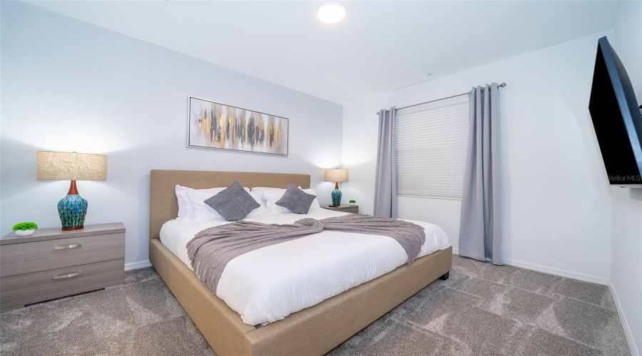 KISSIMMEE, Florida 34746, 2 Bedrooms Bedrooms, ,2 BathroomsBathrooms,Residential,For Sale,PARADOX,0,MFRO6253628