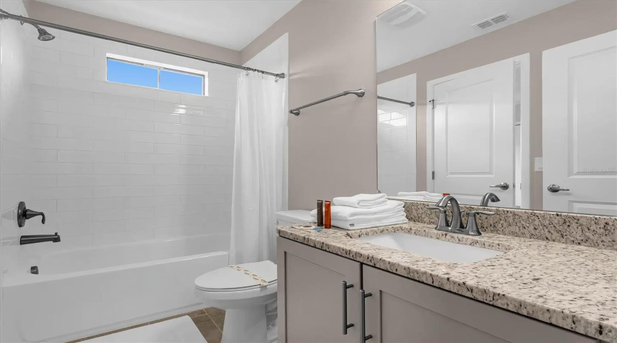 KISSIMMEE, Florida 34746, 4 Bedrooms Bedrooms, ,3 BathroomsBathrooms,Residential,For Sale,TERRA ESMERALDA,0,MFRO6251698