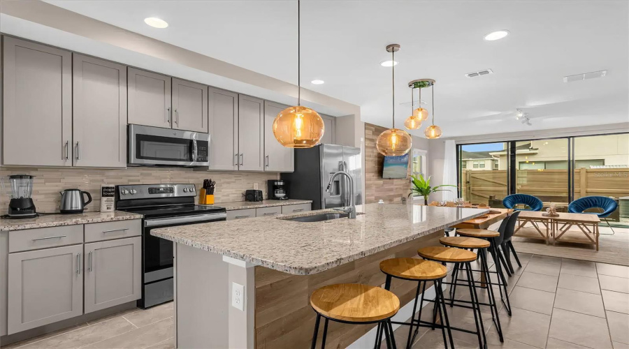 KISSIMMEE, Florida 34746, 4 Bedrooms Bedrooms, ,3 BathroomsBathrooms,Residential,For Sale,TERRA ESMERALDA,0,MFRO6251698
