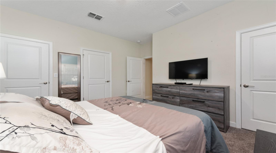DAVENPORT, Florida 33896, 4 Bedrooms Bedrooms, ,3 BathroomsBathrooms,Residential,For Sale,STINGER,0,MFRS5114791