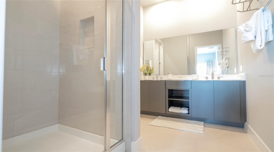 REUNION, Florida 34747, 5 Bedrooms Bedrooms, ,3 BathroomsBathrooms,Residential,For Sale,SANDY RIDGE,0,MFRO6253569