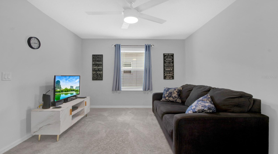 DAVENPORT, Florida 33896, 4 Bedrooms Bedrooms, ,2 BathroomsBathrooms,Residential,For Sale,ABERDEEN,MFRS5114691