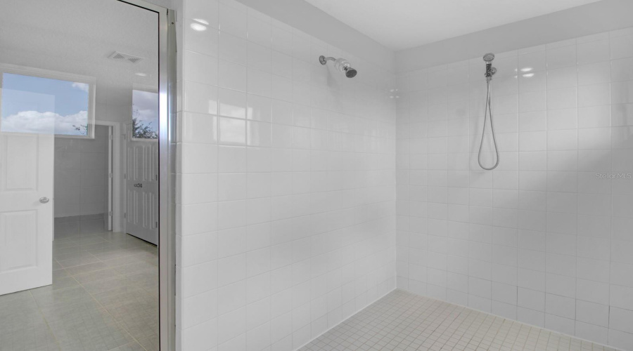 DAVENPORT, Florida 33896, 4 Bedrooms Bedrooms, ,2 BathroomsBathrooms,Residential,For Sale,ABERDEEN,MFRS5114691