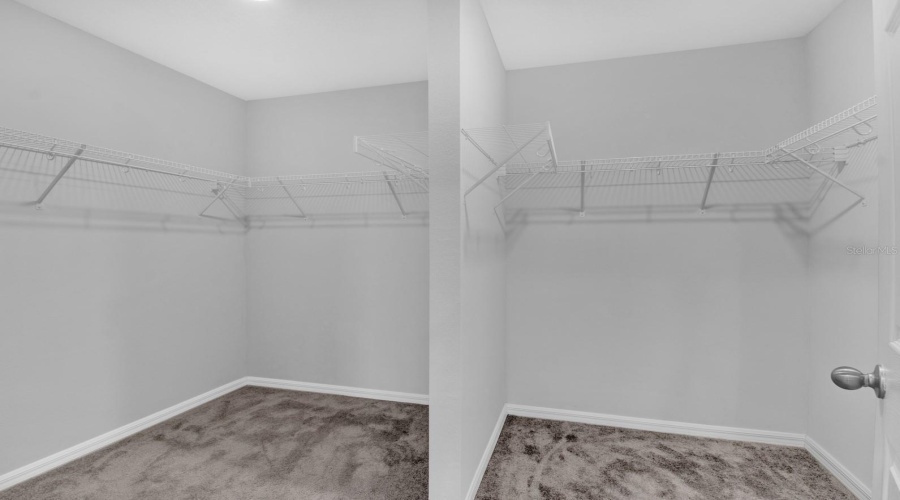 DAVENPORT, Florida 33896, 4 Bedrooms Bedrooms, ,2 BathroomsBathrooms,Residential,For Sale,ABERDEEN,MFRS5114691