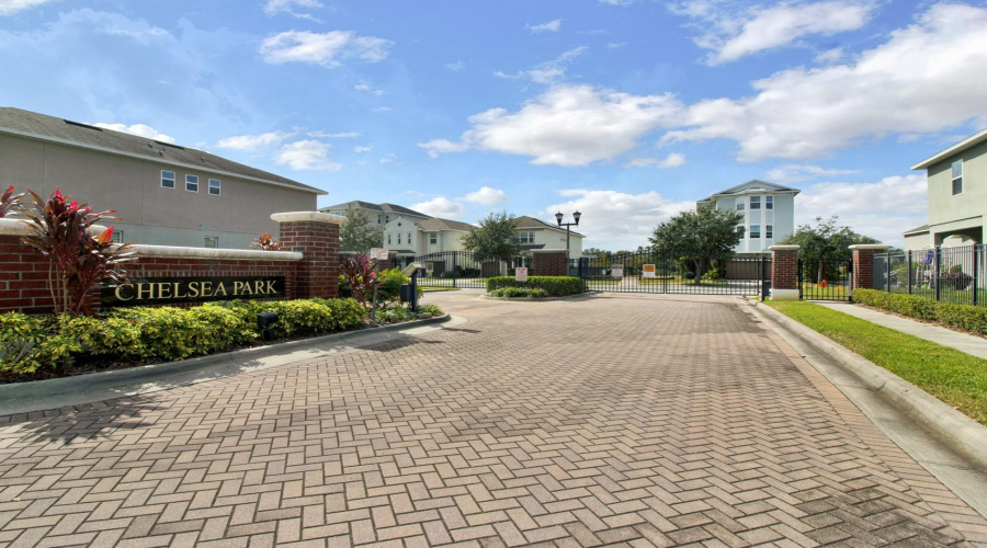 DAVENPORT, Florida 33896, 4 Bedrooms Bedrooms, ,2 BathroomsBathrooms,Residential,For Sale,ABERDEEN,MFRS5114691