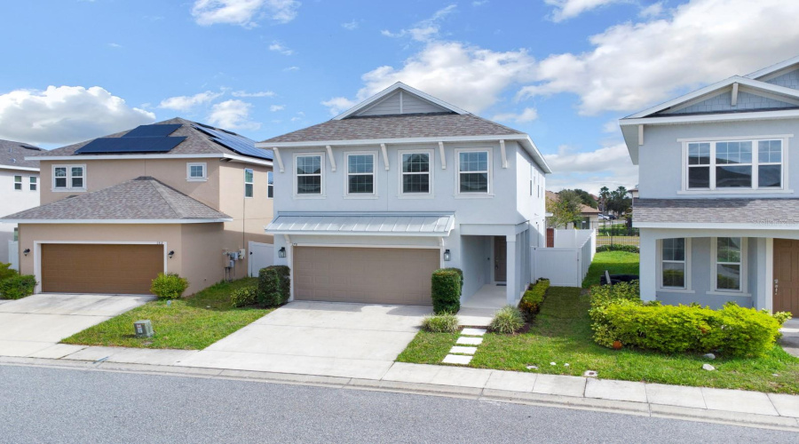 DAVENPORT, Florida 33896, 4 Bedrooms Bedrooms, ,2 BathroomsBathrooms,Residential,For Sale,ABERDEEN,MFRS5114691