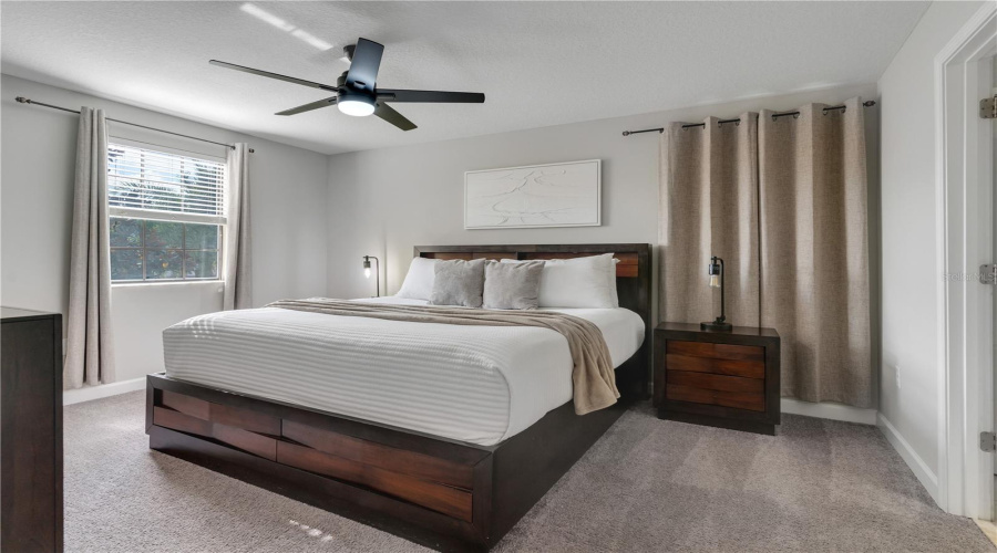DAVENPORT, Florida 33896, 7 Bedrooms Bedrooms, ,5 BathroomsBathrooms,Residential,For Sale,MOON VALLEY,0,MFRO6249673