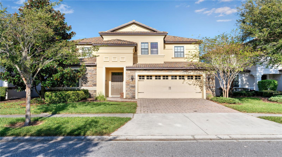 DAVENPORT, Florida 33896, 7 Bedrooms Bedrooms, ,5 BathroomsBathrooms,Residential,For Sale,MOON VALLEY,0,MFRO6249673