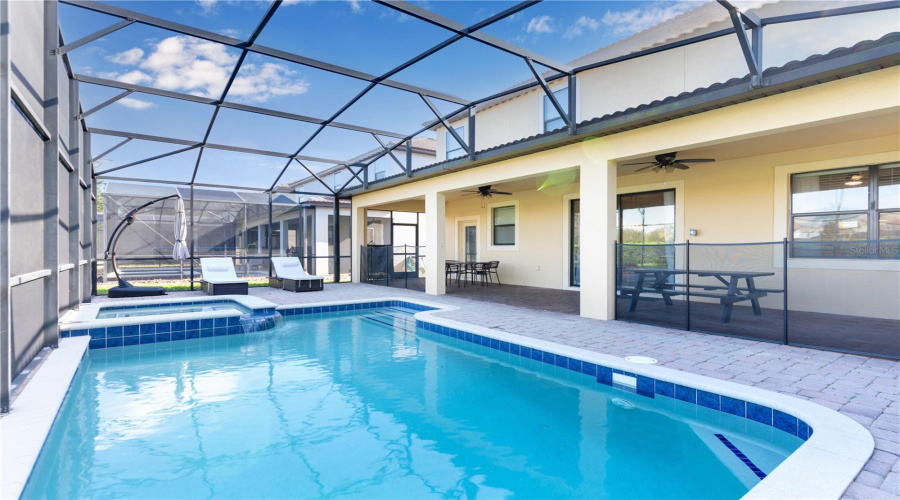DAVENPORT, Florida 33896, 7 Bedrooms Bedrooms, ,5 BathroomsBathrooms,Residential,For Sale,MOON VALLEY,0,MFRO6249673