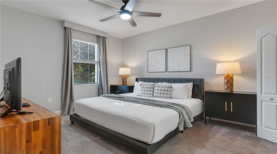 DAVENPORT, Florida 33896, 7 Bedrooms Bedrooms, ,5 BathroomsBathrooms,Residential,For Sale,MOON VALLEY,0,MFRO6249673