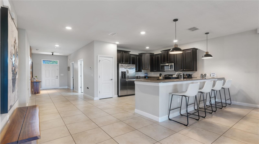 DAVENPORT, Florida 33896, 7 Bedrooms Bedrooms, ,5 BathroomsBathrooms,Residential,For Sale,MOON VALLEY,0,MFRO6249673