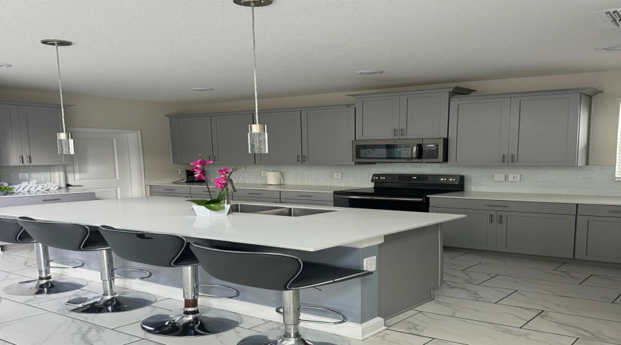KISSIMMEE, Florida 34746, 5 Bedrooms Bedrooms, ,5 BathroomsBathrooms,Residential,For Sale,BOOKMARK,0,MFRO6254132