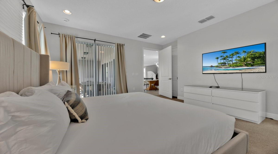 Address not available!, 11 Bedrooms Bedrooms, ,10 BathroomsBathrooms,Residential,For Sale,0,MFRO6254138