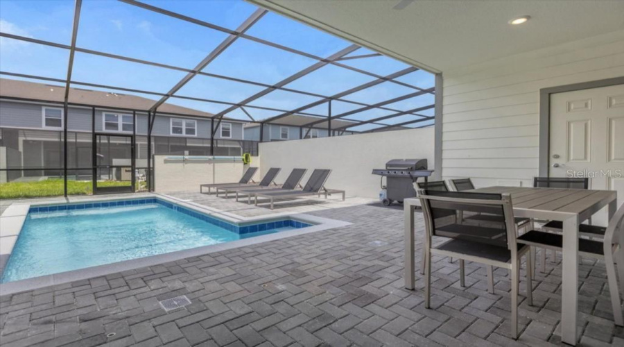 DAVENPORT, Florida 33897, 5 Bedrooms Bedrooms, ,4 BathroomsBathrooms,Residential,For Sale,LANA,0,MFRO6254306