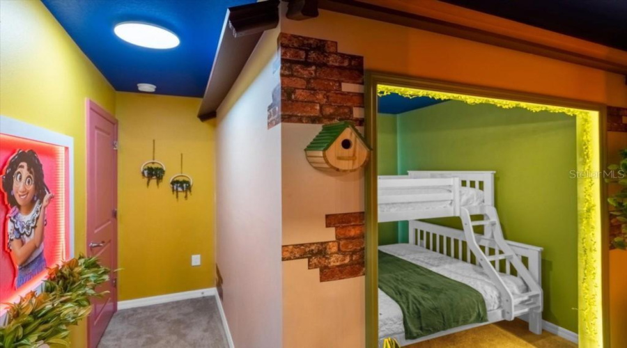 DAVENPORT, Florida 33897, 5 Bedrooms Bedrooms, ,4 BathroomsBathrooms,Residential,For Sale,LANA,0,MFRO6254306