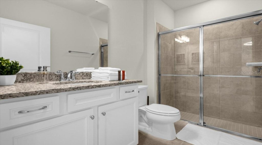 DAVENPORT, Florida 33897, 5 Bedrooms Bedrooms, ,4 BathroomsBathrooms,Residential,For Sale,LANA,0,MFRO6254306