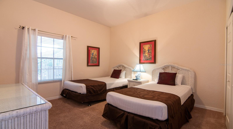 DAVENPORT, Florida 33897, 3 Bedrooms Bedrooms, ,2 BathroomsBathrooms,Residential,For Sale,NEW PROVIDENCE,MFRTB8317182