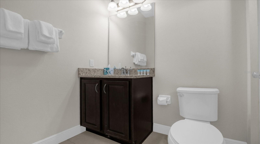 KISSIMMEE, Florida 34747, 5 Bedrooms Bedrooms, ,4 BathroomsBathrooms,Residential,For Sale,SOUTHFIELD,0,MFRO6254553