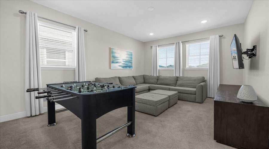 KISSIMMEE, Florida 34747, 5 Bedrooms Bedrooms, ,4 BathroomsBathrooms,Residential,For Sale,SOUTHFIELD,0,MFRO6254553