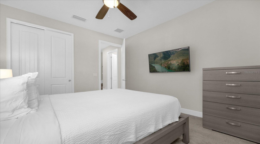 KISSIMMEE, Florida 34747, 5 Bedrooms Bedrooms, ,4 BathroomsBathrooms,Residential,For Sale,SOUTHFIELD,0,MFRO6254553