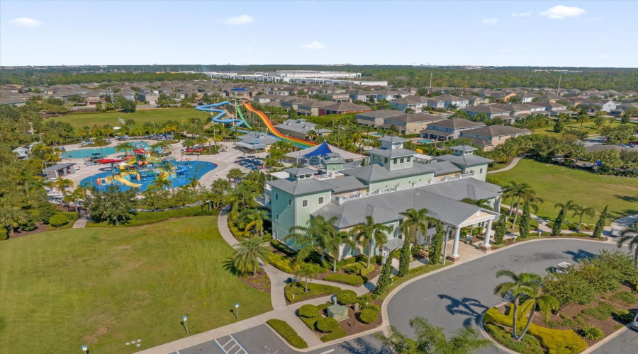 KISSIMMEE, Florida 34747, 5 Bedrooms Bedrooms, ,4 BathroomsBathrooms,Residential,For Sale,SOUTHFIELD,0,MFRO6254553