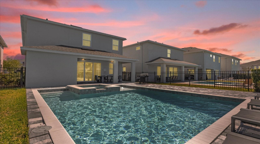 KISSIMMEE, Florida 34747, 5 Bedrooms Bedrooms, ,4 BathroomsBathrooms,Residential,For Sale,SOUTHFIELD,0,MFRO6254553