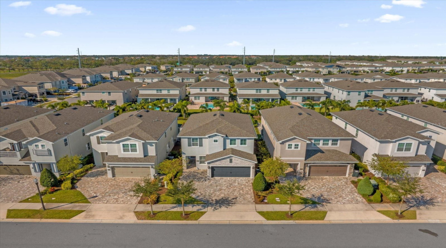 KISSIMMEE, Florida 34747, 5 Bedrooms Bedrooms, ,4 BathroomsBathrooms,Residential,For Sale,SOUTHFIELD,0,MFRO6254553
