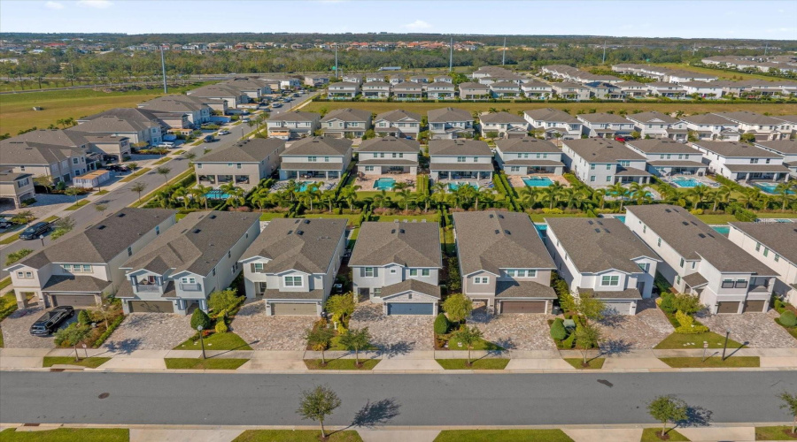 KISSIMMEE, Florida 34747, 5 Bedrooms Bedrooms, ,4 BathroomsBathrooms,Residential,For Sale,SOUTHFIELD,0,MFRO6254553