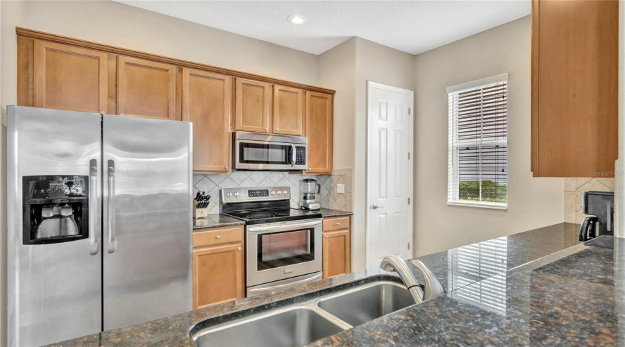 REUNION, Florida 34747, 4 Bedrooms Bedrooms, ,2 BathroomsBathrooms,Residential,For Sale,LINKSIDE,0,MFRO6186836