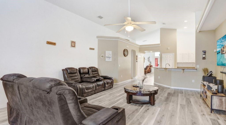 DAVENPORT, Florida 33837, 4 Bedrooms Bedrooms, ,3 BathroomsBathrooms,Residential,For Sale,ANDALUSIA,0,MFRTB8317538