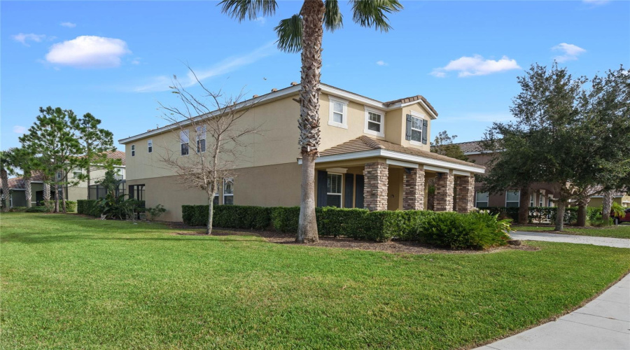 DAVENPORT, Florida 33837, 7 Bedrooms Bedrooms, ,5 BathroomsBathrooms,Residential,For Sale,OAKVIEW,0,MFRO6254639