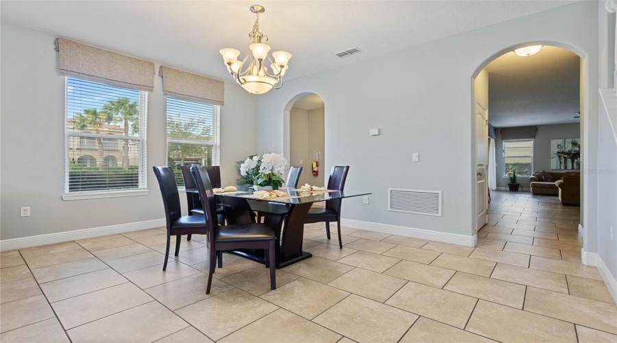 DAVENPORT, Florida 33837, 7 Bedrooms Bedrooms, ,5 BathroomsBathrooms,Residential,For Sale,OAKVIEW,0,MFRO6254639