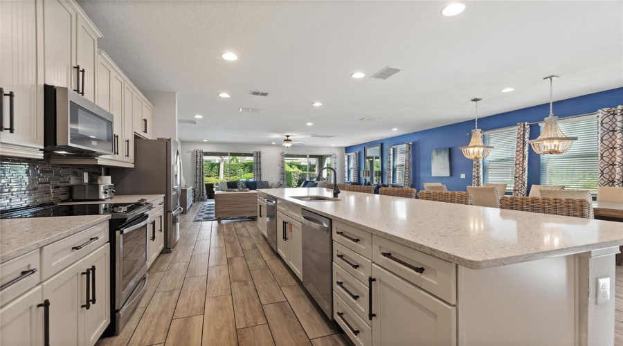 The Open Concept Makes For A Wonderful Gathering Space For A Large Family Or Several Families Vacationing Together.