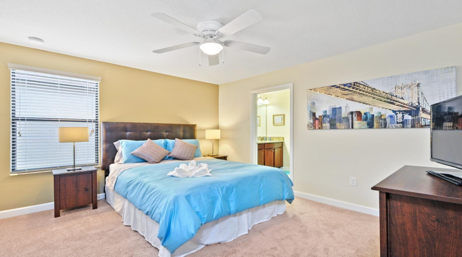 DAVENPORT, Florida 33896, 6 Bedrooms Bedrooms, ,6 BathroomsBathrooms,Residential,For Sale,THUNDERBIRD,0,MFRO6255020
