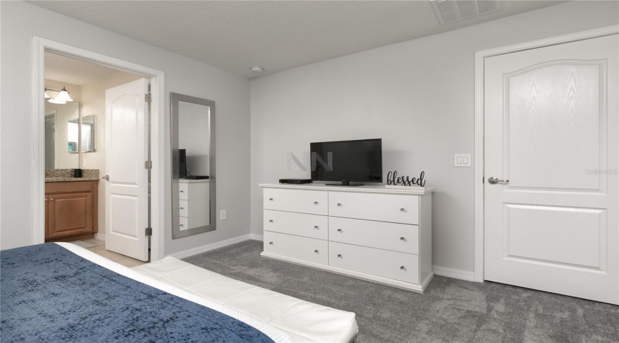 KISSIMMEE, Florida 34747, 5 Bedrooms Bedrooms, ,4 BathroomsBathrooms,Residential,For Sale,BISMARCK PALM,0,MFRO6215320