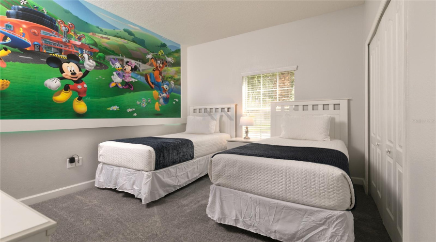 KISSIMMEE, Florida 34747, 5 Bedrooms Bedrooms, ,4 BathroomsBathrooms,Residential,For Sale,BISMARCK PALM,0,MFRO6215320
